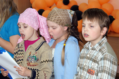 Заключительный концерт в воскресной школе. Увеличить изображение. Размер файла: 228,54 Kb [800X536]