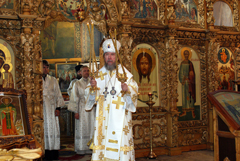 Престольные торжества Архиерейского подворья. Увеличить изображение. Размер файла: 303,79 Kb [800X536]