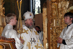 Престольные торжества Архиерейского подворья. Увеличить изображение. Размер файла: 242,71 Kb [800X536]