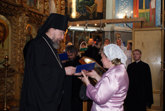 Престольные торжества Архиерейского подворья. Увеличить изображение. Размер файла: 206,85 Kb [800X536]
