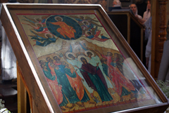 Престольные торжества Архиерейского подворья. Увеличить изображение. Размер файла: 220,79 Kb [800X536]