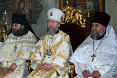 Престольные торжества Архиерейского подворья. Увеличить изображение. Размер файла: 240,7 Kb [800X536]