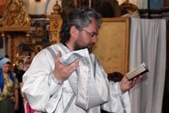 Престольные торжества Архиерейского подворья. Увеличить изображение. Размер файла: 178,27 Kb [800X536]