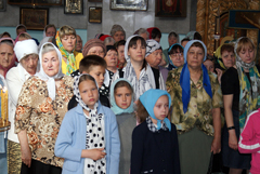 Престольные торжества Архиерейского подворья. Увеличить изображение. Размер файла: 243,98 Kb [800X536]