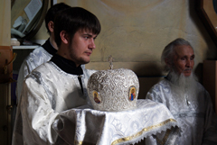 Престольные торжества Архиерейского подворья. Увеличить изображение. Размер файла: 171,44 Kb [800X536]