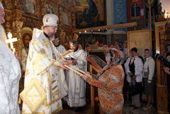 Престольные торжества Архиерейского подворья. Увеличить изображение. Размер файла: 256,15 Kb [800X536]