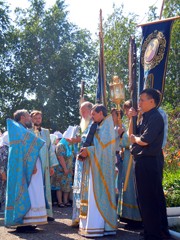 Богослужения в день Казанской иконы Божией Матери. Увеличить изображение. Размер файла: 784,68 Kb [600X800]
