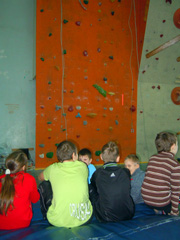 Быстрее, выше, сильнее! Увеличить изображение. Размер файла: 440,88 Kb [600X800]