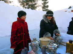 Рождественская ярмарка и крестный ход. Увеличить изображение. Размер файла: 164,36 Kb [800X600]