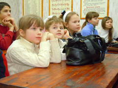 Конкурс воскресных школ города. Увеличить изображение. Размер файла: 194,37 Kb [800X600]