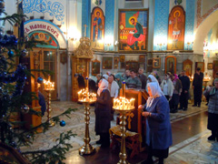 Богослужение в день Сретения Господня. Увеличить изображение. Размер файла: 245,17 Kb [800X600]
