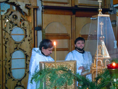 Богослужение в день Сретения Господня. Увеличить изображение. Размер файла: 218,8 Kb [800X600]