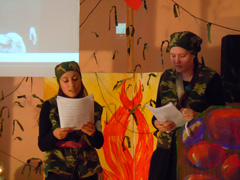 Спектакль театральной студии в Боровецком храме. Увеличить изображение. Размер файла: 167,44 Kb [800X600]