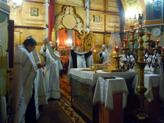 Всенощное бдение в канун праздника Крещения Господня. Увеличить изображение. Размер файла: 217,51 Kb [800X600]