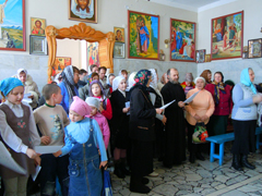 Престольные торжества в день памяти Ксении Петербургской. Увеличить изображение. Размер файла: 498,79 Kb [800X600]