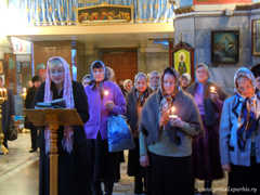 Праздник Сретения Господня в Боровецком храме. Увеличить изображение. Размер файла: 459,16 Kb [800X600]