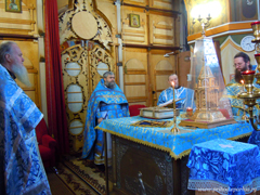 Праздник Сретения Господня в Боровецком храме. Увеличить изображение. Размер файла: 584,8 Kb [800X600]