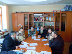 Собрание духовенства архиерейского подворья. Увеличить изображение. Размер файла: 189,29 Kb [800X600]