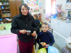 Масленица в детской воскресной школе. Увеличить изображение. Размер файла: 158 Kb [800X600]