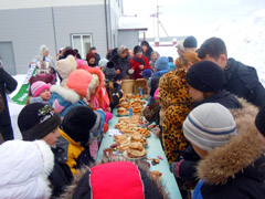 Масленица в детской воскресной школе. Увеличить изображение. Размер файла: 190,17 Kb [800X600]