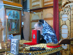 Литургия Преждеосвященных Даров в Боровецком храме. Увеличить изображение. Размер файла: 190,94 Kb [800X600]