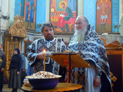 Литургия Преждеосвященных Даров в Боровецком храме. Увеличить изображение. Размер файла: 216,56 Kb [800X600]