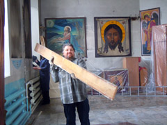 Установка нового иконостаса. Увеличить изображение. Размер файла: 156,17 Kb [800X600]