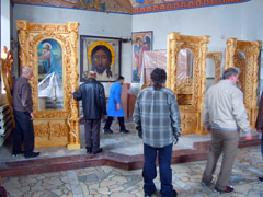 Установка нового иконостаса. Увеличить изображение. Размер файла: 207,91 Kb [800X600]