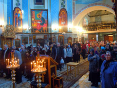 Чин выноса креста в Боровецком храме. Увеличить изображение. Размер файла: 219,27 Kb [800X600]