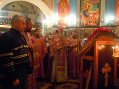 Чин выноса креста в Боровецком храме. Увеличить изображение. Размер файла: 174,93 Kb [800X600]