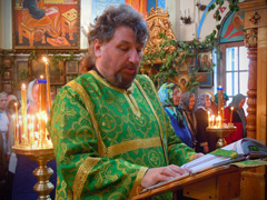 Богослужение в праздник Пятидесятницы. Увеличить изображение. Размер айла: 306,43 Kb [800X600]