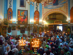 Богослужение в праздник Пятидесятницы. Увеличить изображение. Размер айла: 292,77 Kb [800X600]