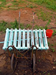 Летние ремонтные работы. Увеличить изображение. Размер файла: 353,46 Kb [600X800]