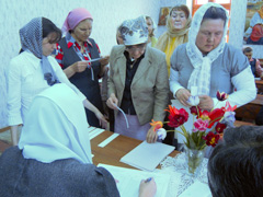 Выпускной экзамен в Школе катехизаторов.Увеличить изображение. Размер файла: 227,85 Kb [800X600]