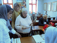 Выпускной экзамен в Школе катехизаторов.Увеличить изображение. Размер файла: 243,65 Kb [800X600]