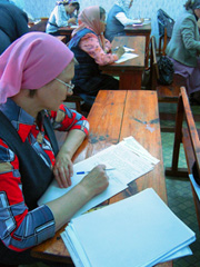 Выпускной экзамен в Школе катехизаторов.Увеличить изображение. Размер файла: 395,97 Kb [800X1067]