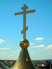 Работы по реконструкции куполов Боровецкой церкви. Увеличить изображение. Размер файла: 153,27 Kb [600X800]