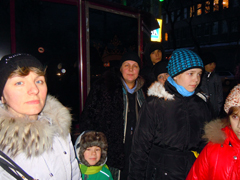 Молодежь города приложилась к Поясу Пресвятой Богородицы в Самаре. Увеличить изображение: 187,52 Kb [800X600]