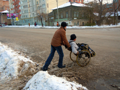 Молодежь города приложилась к Поясу Пресвятой Богородицы в Самаре. Увеличить изображение: 256,12 Kb [800X600]