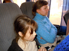 Молодежь города приложилась к Поясу Пресвятой Богородицы в Самаре. Увеличить изображение: 250,11 Kb [800X600]