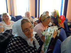 Выпускной вечер в школе катехизаторов. Увеличить изображение. Размер файла: 224,42 Kb [800X600]