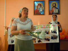 Выпускной вечер в школе катехизаторов. Увеличить изображение. Размер файла: 186,38 Kb [800X600]