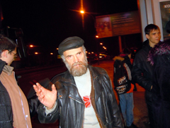 Молодежь города приложилась к Поясу Пресвятой Богородицы в Самаре. Увеличить изображение: 182,72 Kb [800X600]