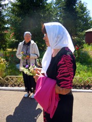 Ярмарка в день Петра и Павла. Увеличить изображение. Размер файла:573,74 Kb [600X800]