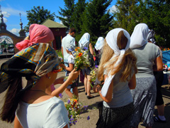 Ярмарка в день Петра и Павла. Увеличить изображение. Размер файла:578,42 Kb [800X600]