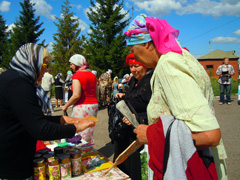 Ярмарка в день Петра и Павла. Увеличить изображение. Размер файла:561,02 Kb [800X600]
