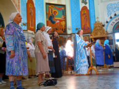 Богослужения в день Казанской иконы Божией Матери. Увеличить изображение. Размер файла: 369,49 Kb [800X600]