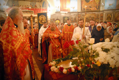 Богослужения в праздник Светлого Христова Воскресения. Увеличить изображение. Размер файла: 254,44 Kb [800X536]