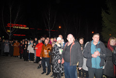 Богослужения в праздник Светлого Христова Воскресения. Увеличить изображение. Размер файла: 176,13 Kb [800X536]