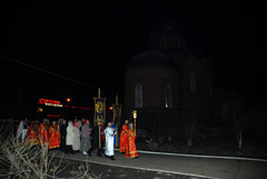 Богослужения в праздник Светлого Христова Воскресения. Увеличить изображение. Размер файла: 123,02 Kb [800X536]